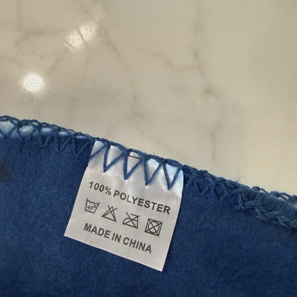 National Wildlife Federation Penguin Fleece Throw Blanket Blue Animal 41x55 NWOT